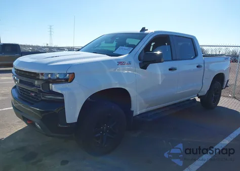 2021 Chevrolet Silverado 1500 4Wd Short Bed Lt Trail Boss z USA, uszkodzony, nr VIN 1GCPYFED7MZ225409